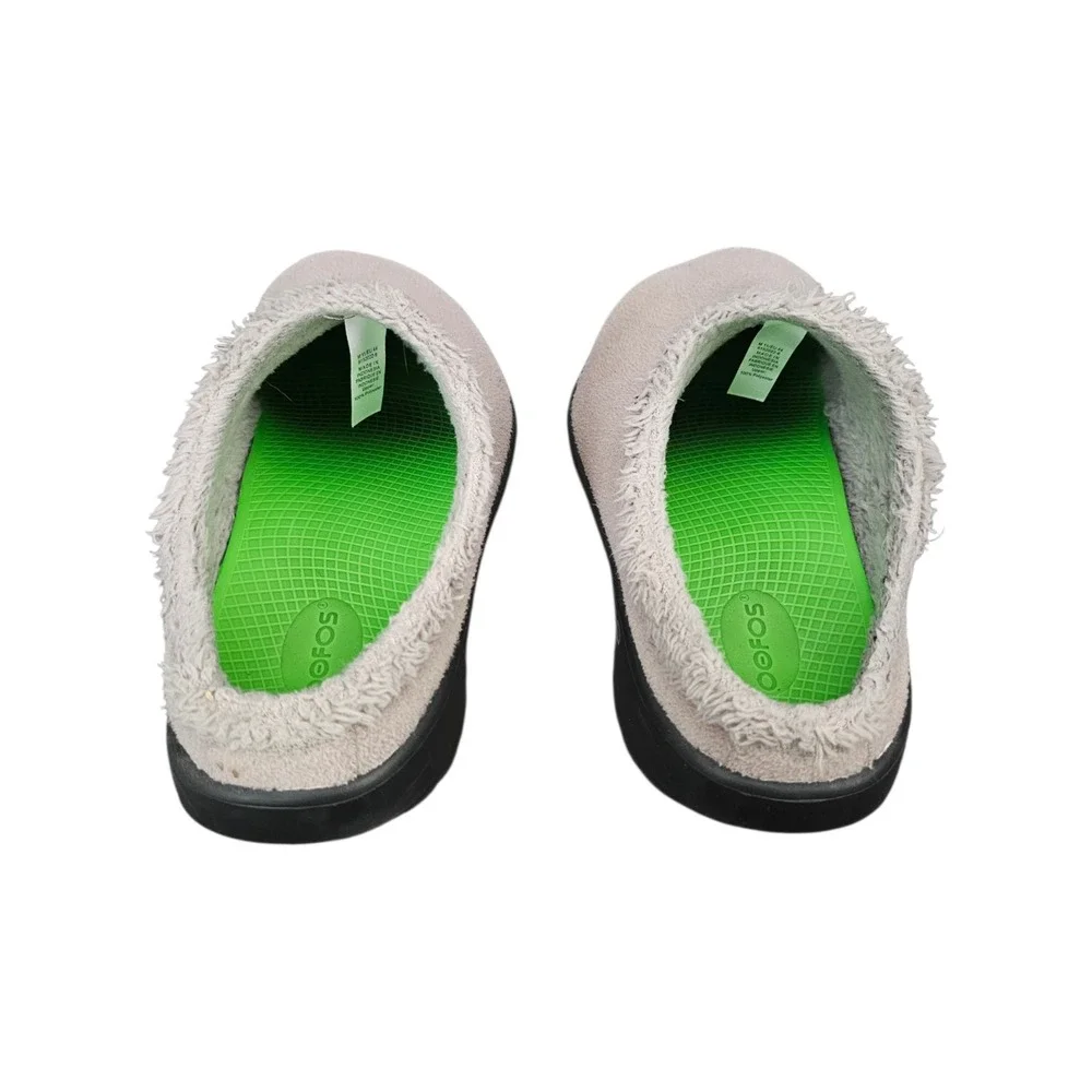 Oofos Mens OOmg Luxe Clog 11 Tan Sherpa Polyester